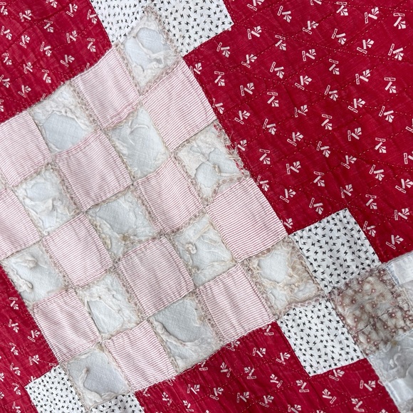 Antique Patchwork Red Calico Quilt Blanket 1800s Distressed - Picture 9 of 9